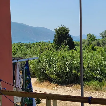 Me Pamje Nga Deti Ne *